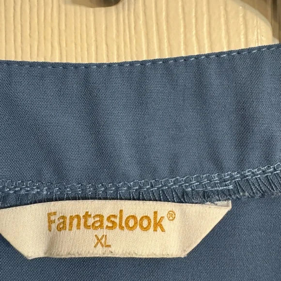 #18 Elegant Blue Women's Top - Picture 2 of 3